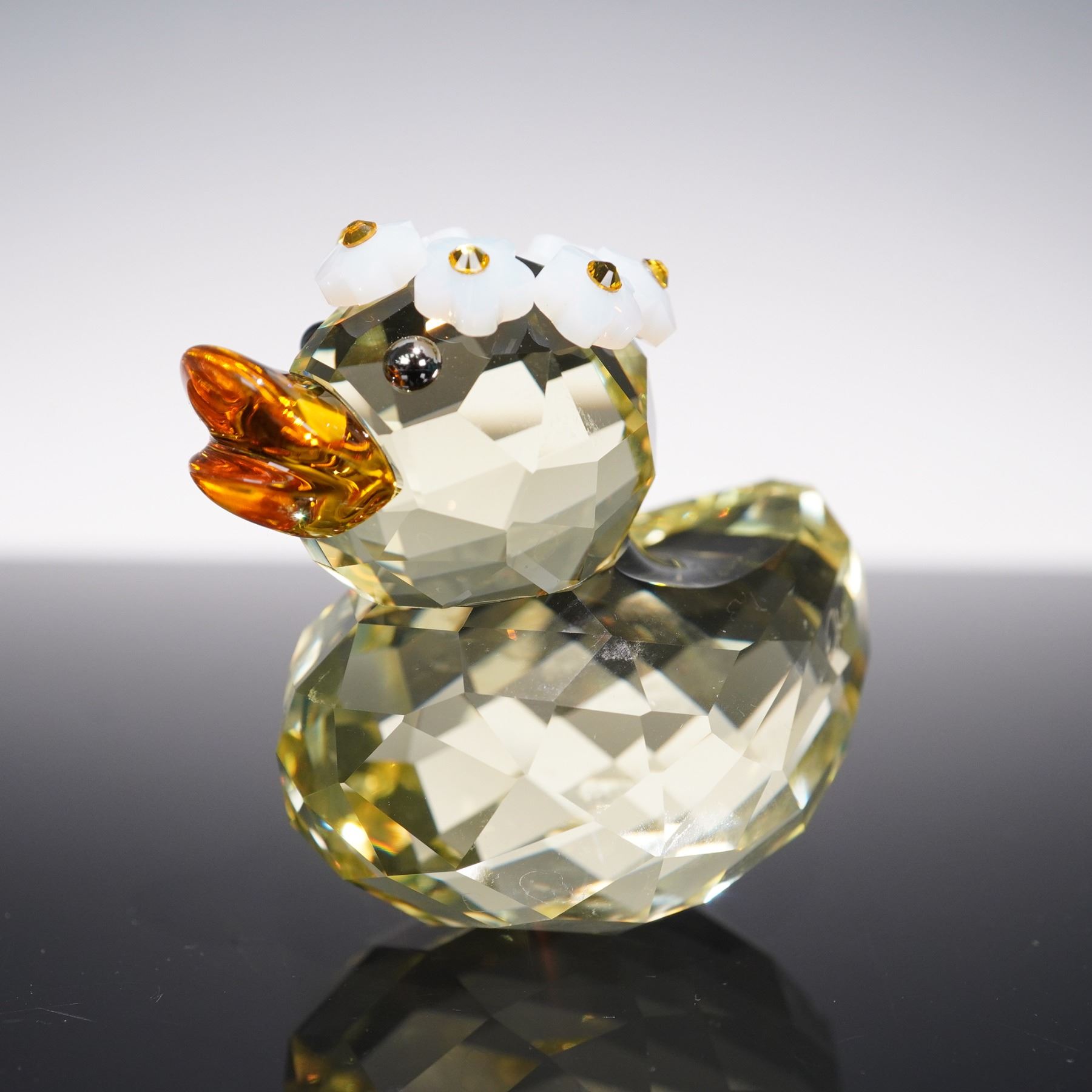 Swarovski Crystal Figurine, Happy Duck Charming Daisy