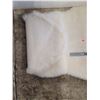 Image 2 : Sheepskin Rug
