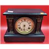 Image 1 : Antique Waterbury Clock Co. Wooden Mantle Clock