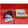 Image 1 : Super Nintendo Entertainment System w/ Controllers