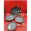 Image 1 : 3 Green Pan Pans