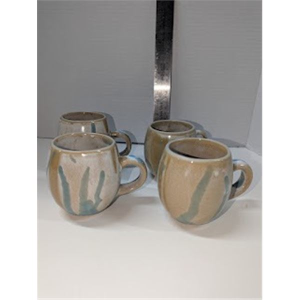 Nugu set of four small mugs #25