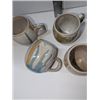 Image 2 : Nugu set of four small mugs #25
