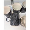 Image 2 : Nugu set of six mugs #11 black