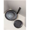 Image 1 : Nugu set of four each oval platters sm/lg #20 black