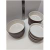 Image 2 : Nugu set of four each straight edge bowls med/lg #12 brick