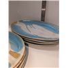 Image 2 : Nugu set of four each sm/lg oval platters #25
