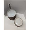 Image 2 : Nugu set of four each med/large curve edge bowls # sand