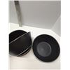 Image 2 : Nugu set of four taper edge bowls #20 black