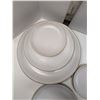 Image 2 : Nugu set of four each round side/salad/dinner plates #2