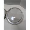 Image 2 : Nugu set of four each short edge salad/dinner plates #22 white