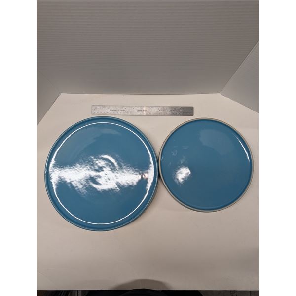 Nugu set of four each short edge salad/dinner plates #21