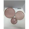 Image 1 : Nugu set of four each round side/salad/dinner plates # pink