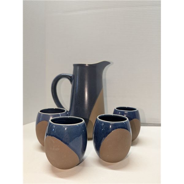 Nugu Pitcher and tea mugs (4) #31 blue/tan