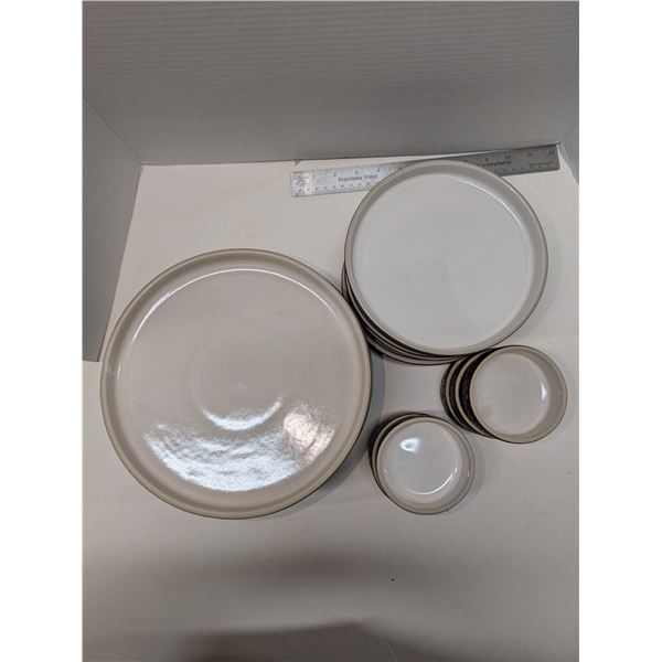 Nugu set of six each straight edge dip bowls/side/salad plates #11 black