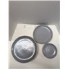 Image 1 : Nugu set of four each round side/salad/dinner plates #3