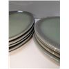 Image 2 : Nugu set of four each round dinner plates/sm oval platter #9