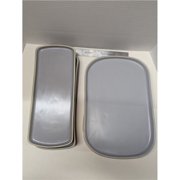 Nugu set of four each rectangular platters sm/med #3