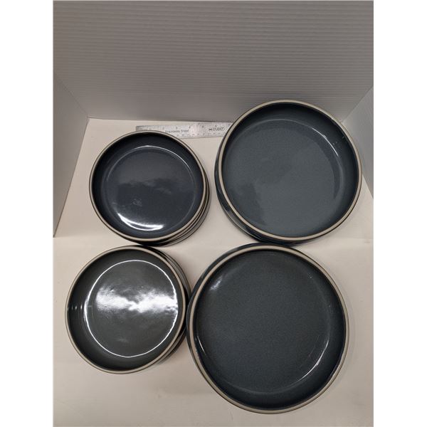Nugu set of four each med/large curve edge bowls #45a