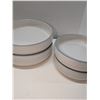 Image 2 : Nugu set of two each sm/large curve edge bowls #10 white/green trim