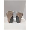 Image 1 : Nugu set of two pitchers #30 pink/grey