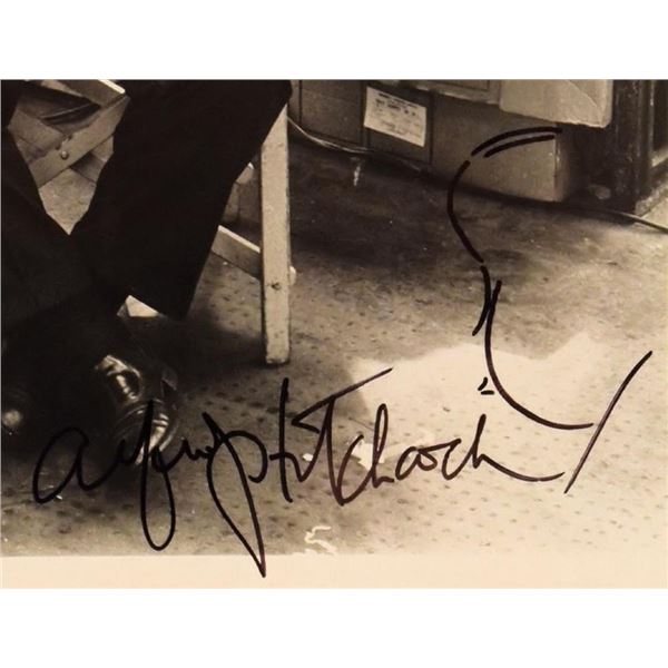 Alfred Hitchcock signed portrait photo