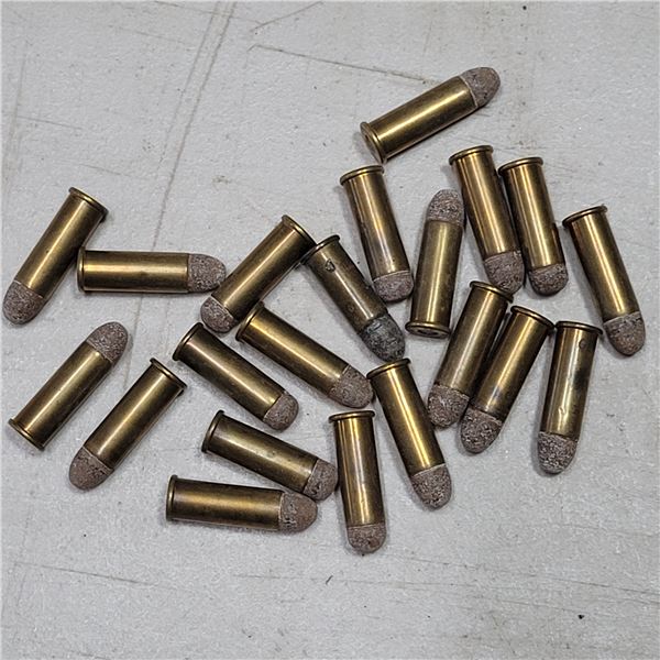 38 Long Colt Dominion Cartridges 21 Count  Collectible
