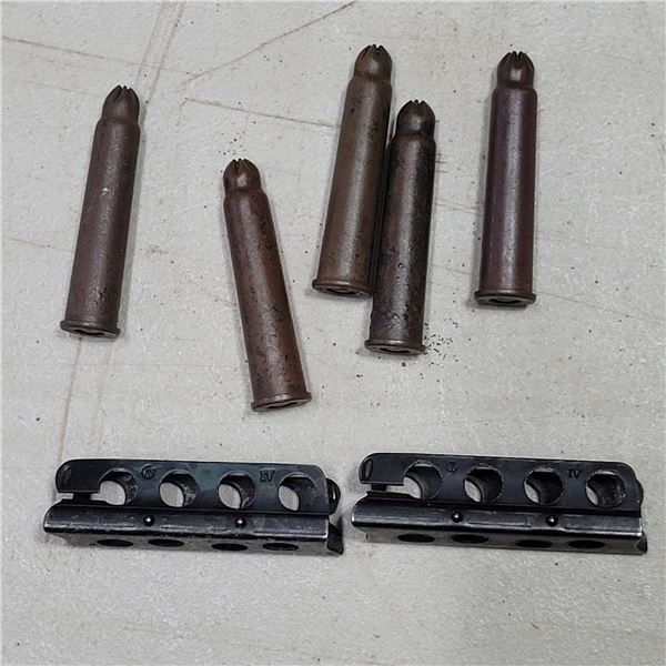 5 .303 Blanks & 2 C Broad Arrow Stripper Clips for .303 Lee Enfield