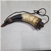 Image 2 : Vintage Powder Horn