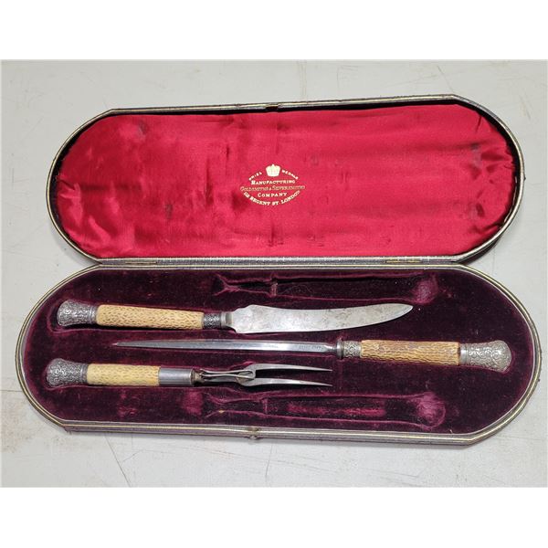 Goldsmiths & Silversmiths Carving Set