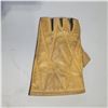 Image 2 : 10-X Glove for Target Shooting with a Sling