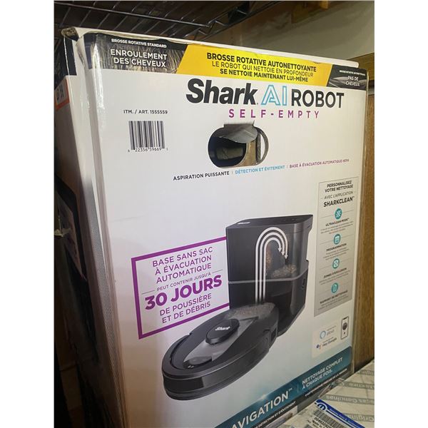 Shark AI Robot Self-Empty Vacuum (like new)