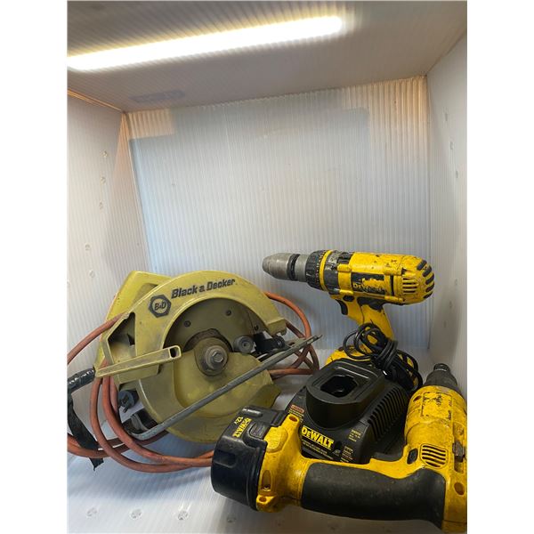 4pc assorted tools - DeWalt drills/ Black & Decker saw