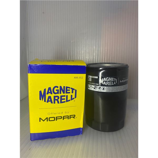 Box of 12 Mopar 1AML00012A Oil Filter Engine - Total MSRP $227.4 USD