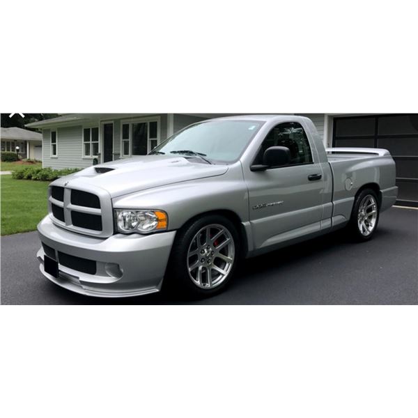 2004 Dodge Ram SRT-10 Viper Powered Muscle Truck - 39,000kms only, standard transmission - More pict