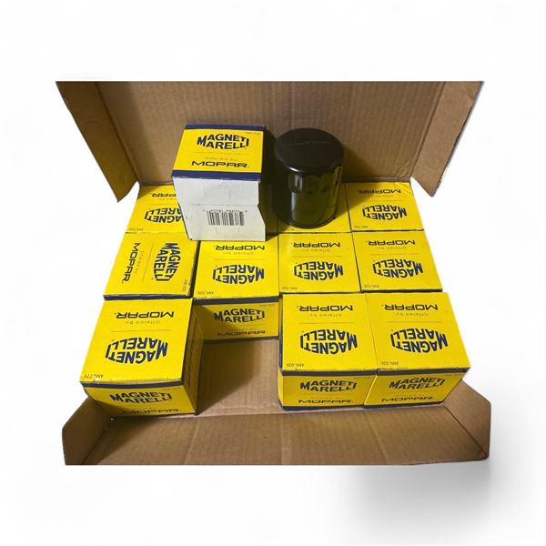 Box of 12 Magneti Marelli oil filters