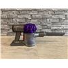 Image 3 : Dyson V6 Cordless Vacum Cleaner With Battery Blue Light Blinking