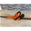 Image 7 : Black And Decker 22in Hedge Trimmer