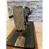 Image 7 : Vintage Singer Sewing Machine - Untested