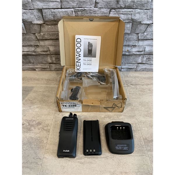 Kenwood VHF FM Transceiver TK- 2400 UHF FM Transcevier TK-3400