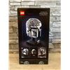 Image 4 : Lego Star WarsThe Mandalorian Helmet Collection 584 Pcs 75328