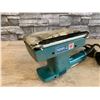 Image 5 : Makita Finishing Sander 9035 - Works