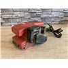 Image 1 : Skil 4.5 Amp Belt Sander 3"x 18" M 7313 - Works