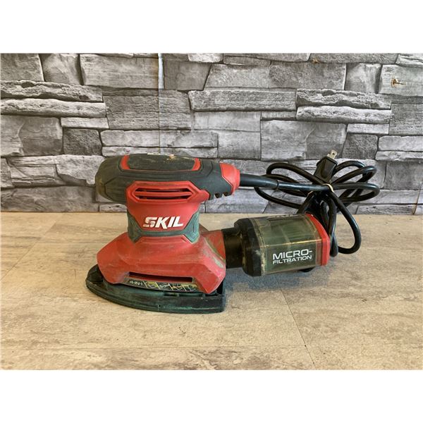 Skil Corded Palm Sander Model: SR232301 - Works