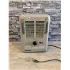 Image 1 : PATTON Heater 1500W Model: PUH680-CN - Works