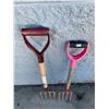 Image 3 : Lot of 2 Pitch Forks