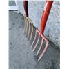 Image 4 : Lot of 2 Pitch Forks