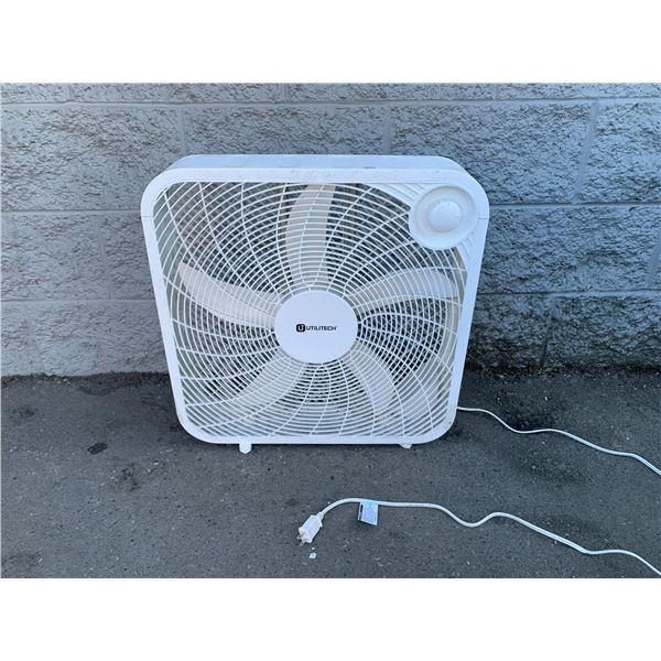 Utilitech Fan Square - Works