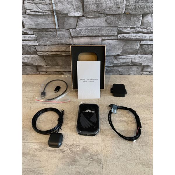 TUOKEOGO Multimedia Android 9.0 OS Box - Carplay Touch