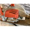 Image 10 : Milwaukee 7 - 1/4 Worm Drive Circular Saw